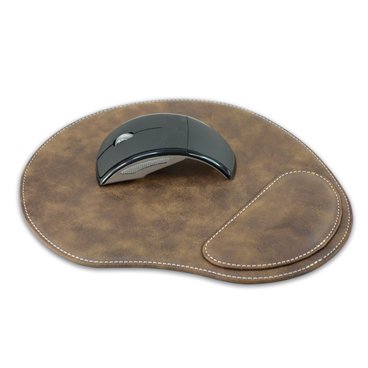 משטח לעכבר דמוי עור חום