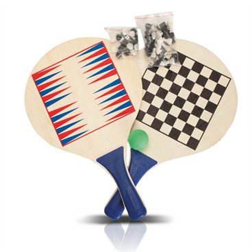 זוג מטקות עם משחק שחמט, שש-בש ודמקה בתיק נשיאה