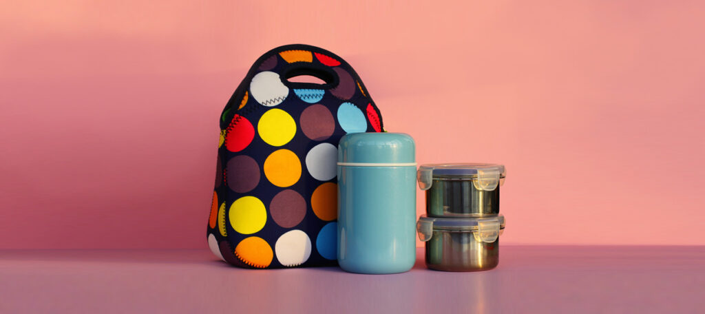 מתנה מקורית ושימושית לכל הזדמנות - צידניות ממותגות כמתנה שיווקית ומעוצבת