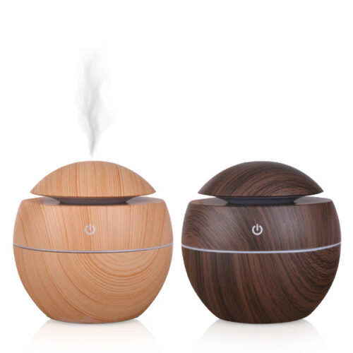  מפיץ ריח ולחות ארומטי כדורי   מעוצב דמוי עץ עם תאורת צבעונית מתחלפת  פועל באמצעות אדים